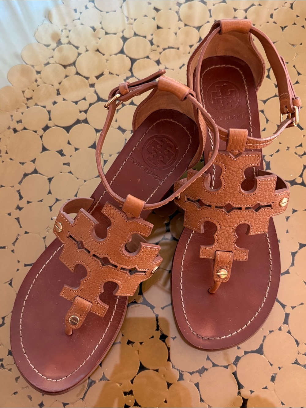 TORY BURCH Phoebe Tan Leather Wedge Sandals! Great condition! Ankle Strap! Sz 8